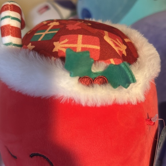 Carrie the gift bag, Santa’s gift bag holiday squishmallow NWT - Picture 2 of 10